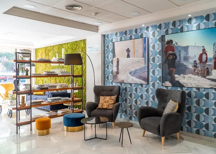 Avenida Hotel Almería